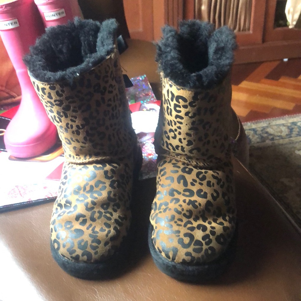 Kids uggs
